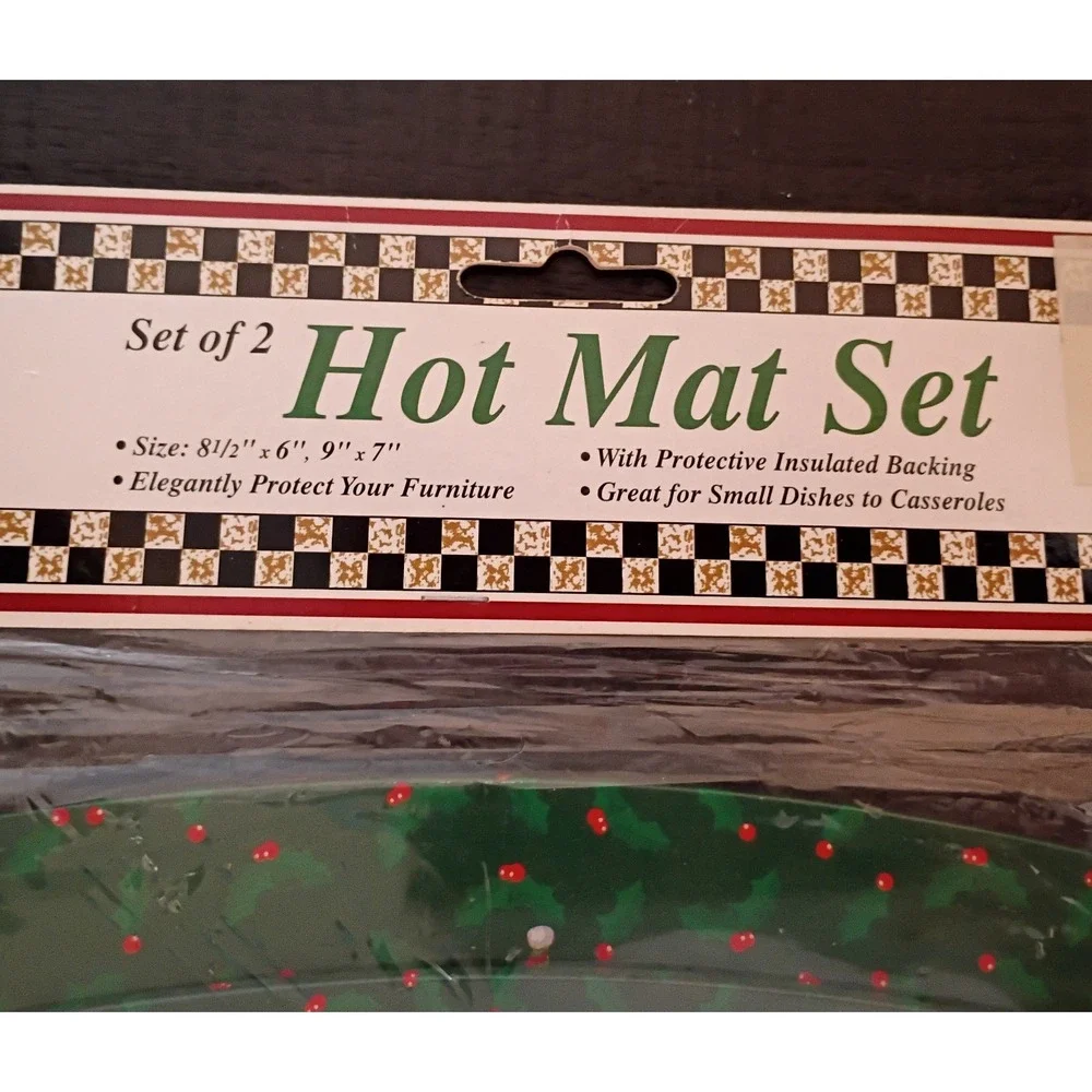 NIP 2 Pc Metal Hot Mat Set Pot Mats Christmas Teddy Bears Toys Red Green Holiday